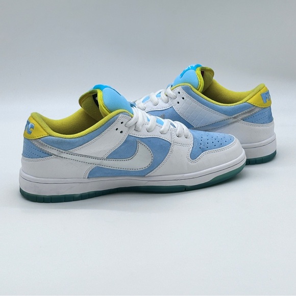 Nike Dunk SB FTC Sneakers. Size 9.5 - Picture 8 of 11